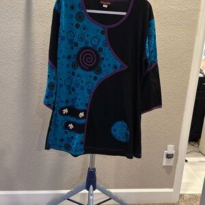 Dragonfly Blue and Black Graphic Tunic with 3/4 Sleeves. Size XL
